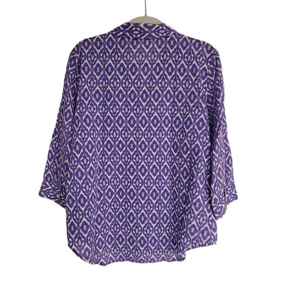 Women's Chico's Purple & White Lightweight Button Down Top | Size 0 (Small) - Picture 2 of 9